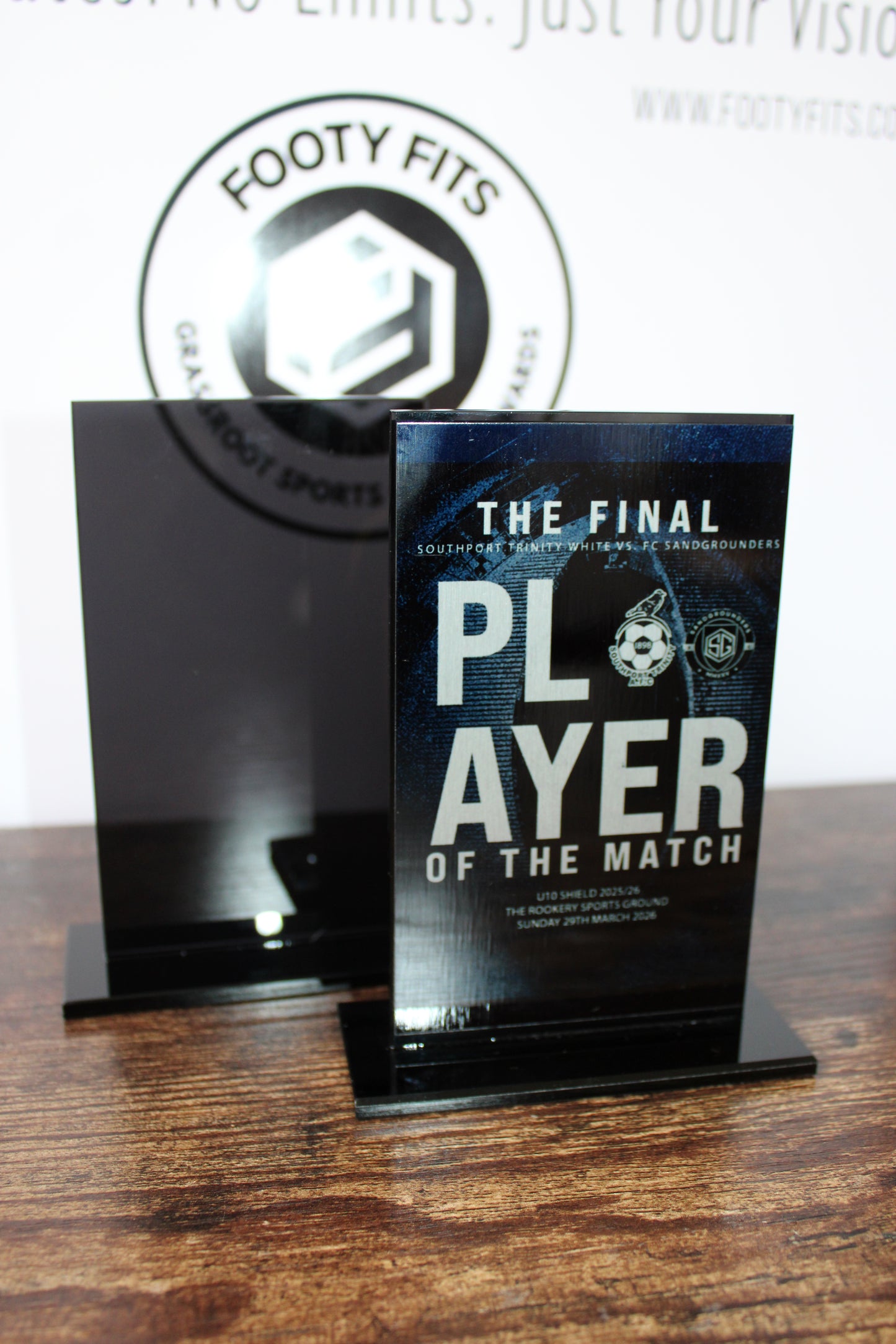 Glass Award - Jet Black
